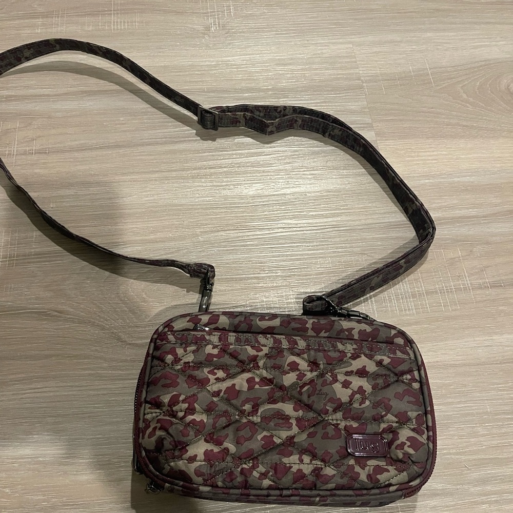 Lug Womens Roundabout Bag Convertible green maroon color